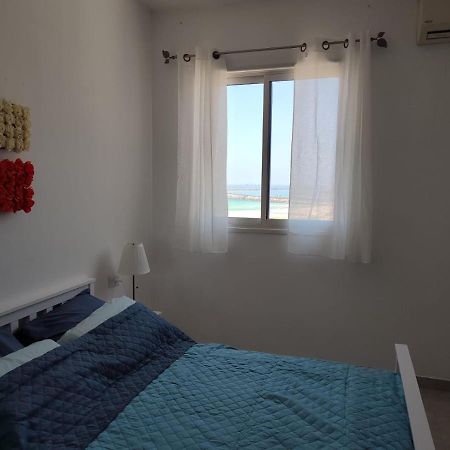 Lovely Three-Room Apartment Above The Promenade Ashdod Ngoại thất bức ảnh