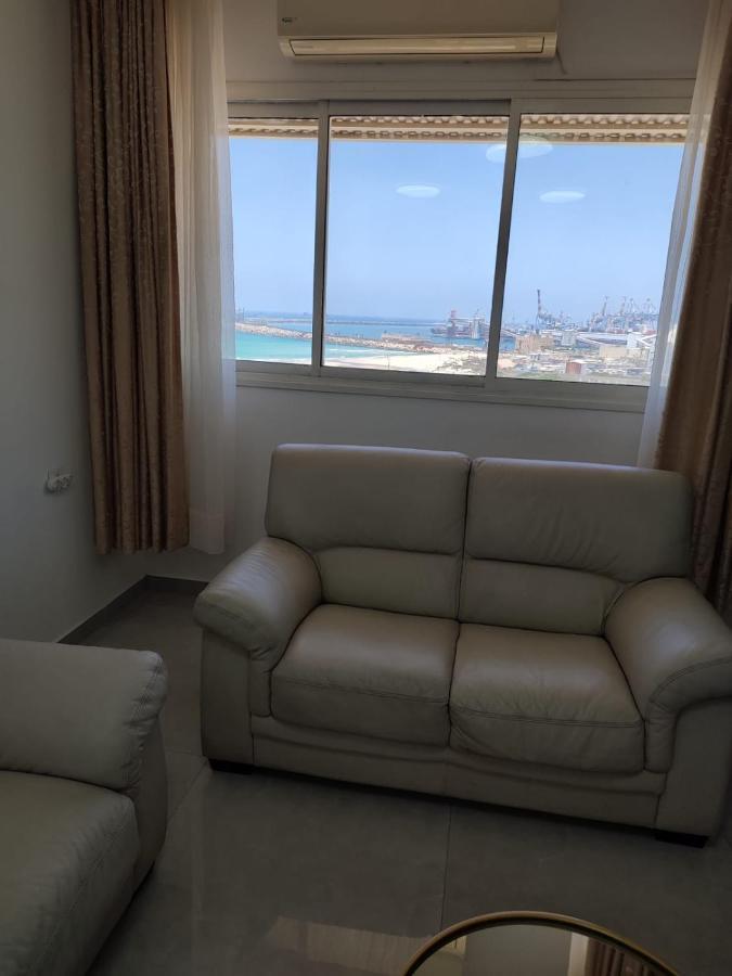 Lovely Three-Room Apartment Above The Promenade Ashdod Ngoại thất bức ảnh
