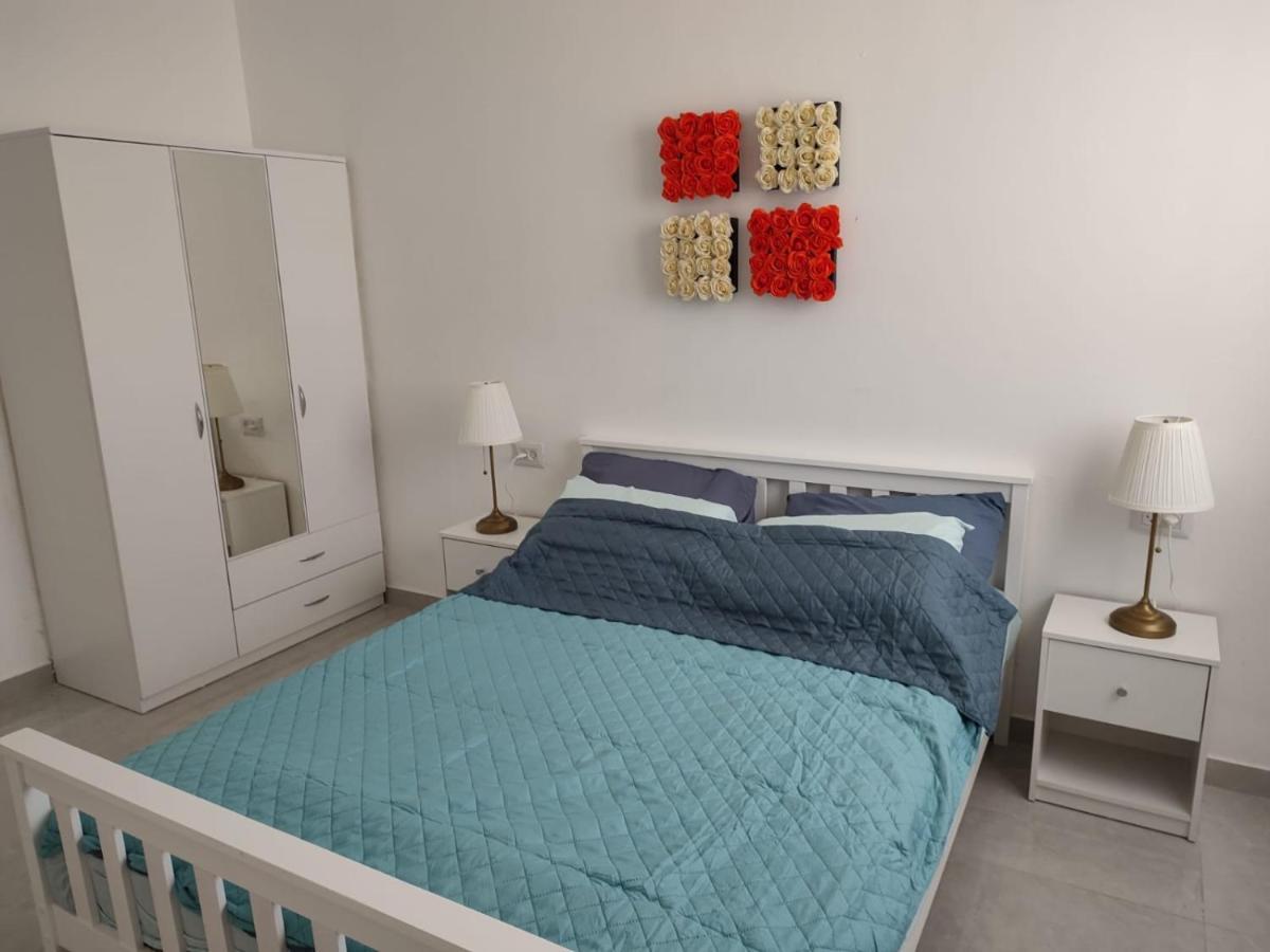 Lovely Three-Room Apartment Above The Promenade Ashdod Ngoại thất bức ảnh